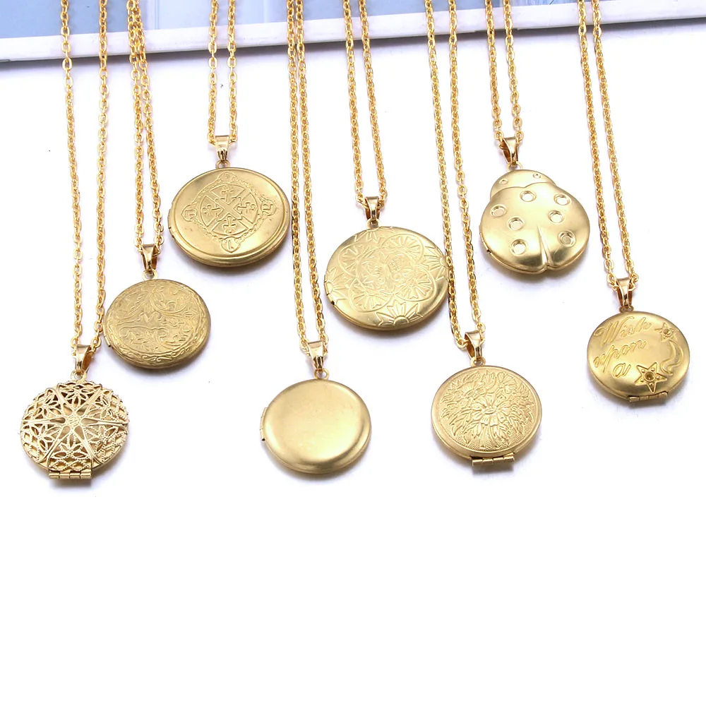 Nostalgia Retro Memory Photo Necklace Jewelry Mini Photo Pendant Vintage Copper Women\'s Disc Flower Album Locket Necklace Gift