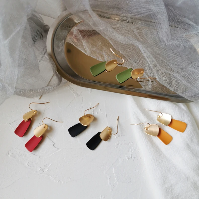 Women earrings matte bump color earrings delicate geometric sense of senior earrings small design and colorful ear hook