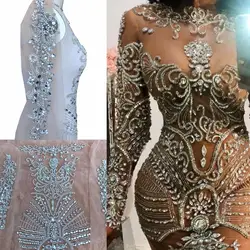 Applique fatta a mano con strass in argento su rete nuda con toppe in cristallo a corpo intero per accessori per abiti