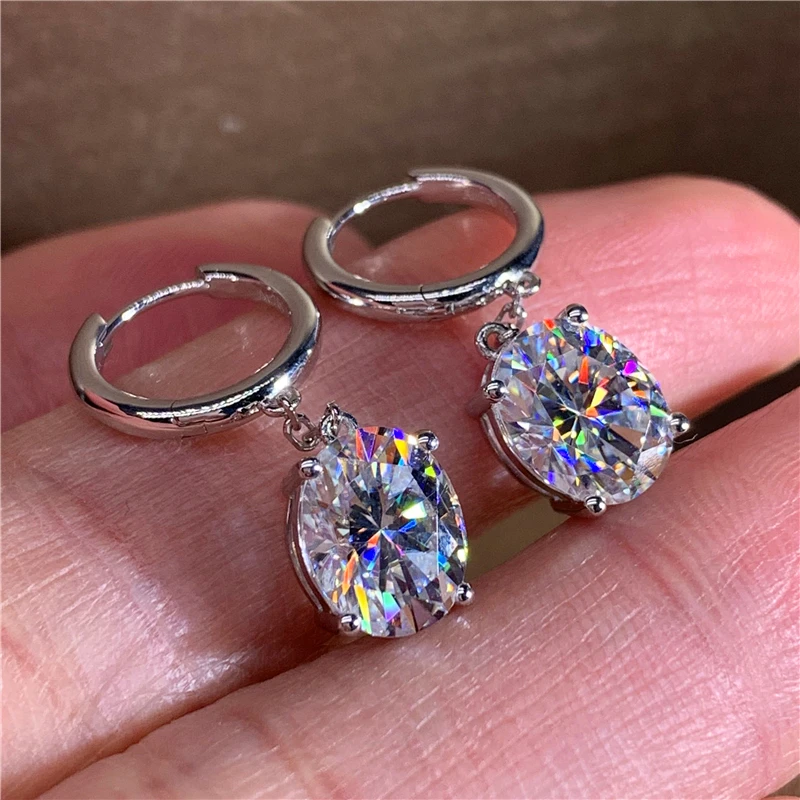 Soild 18K Gold Au750 A pair of Earrings 2Ct DVVS best Color Moissanite 002