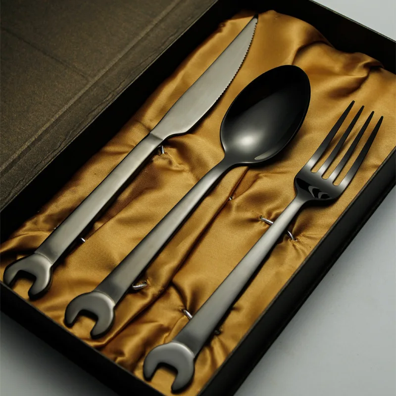 Jishi 304 stainless steel tableware creative wrench stainless steel cutlery fork black gold plated cutlery fork spoon gift set