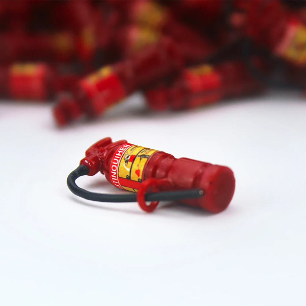 RC Car Accessories Decoration Mini Fire Extinguisher for 1/10 RC Rock Crawler Axial SCX10 TAMIYA C01 D90 TF2 TRX-4