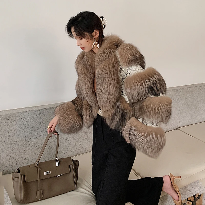 Ftangaiur New Winter Import Sliver Fox Fur Coat Weave Whole Skin Women Female Embroidery Patchwork Soft Short Natural Fur Coats