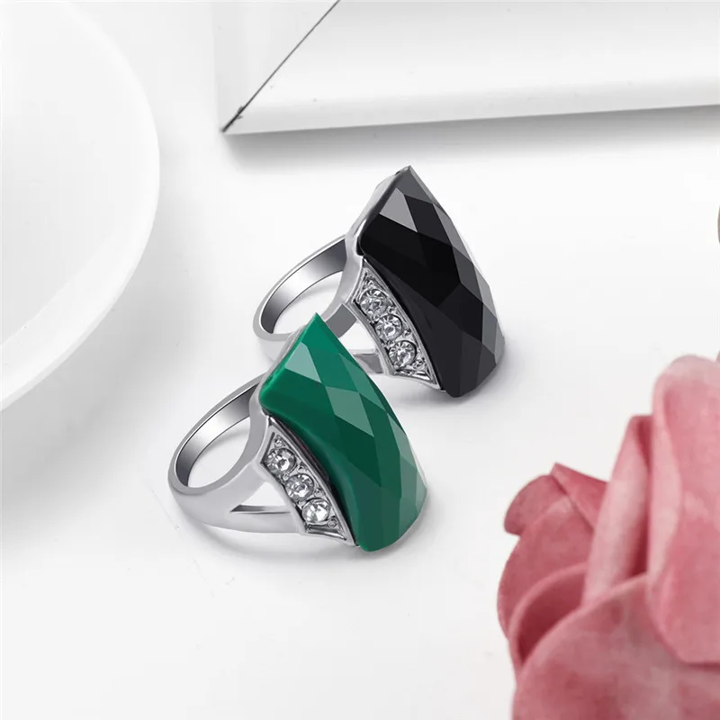 Luxury Green Stone Big Rings For Women Jewelry Silvery Ring Female Crystal Rings Lady Retro Ethnic Ring Women Accessorie Female