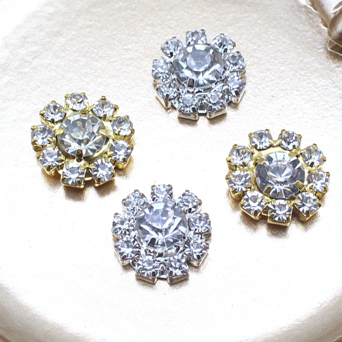 10Pcs/Lot 16mm Flat Alloy Bottom Rhinestone Buttons Jewelry Accessories DIY Craft Decoration Button Wedding Celebration