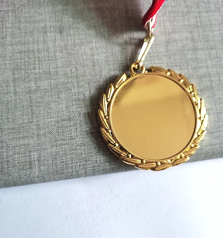 Blank Wheat fringe Medals Gold Color Medal and Silver Color Medal and Branze Color Medal print for free on the blank