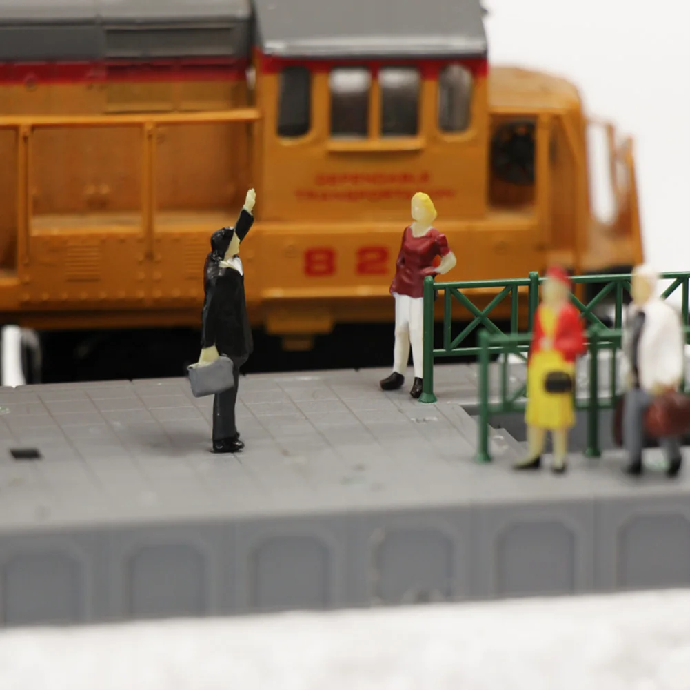 P8712 40pcs ALL Standing Pose Assorted HO Scale 1:87 Model Train Street People Figures
