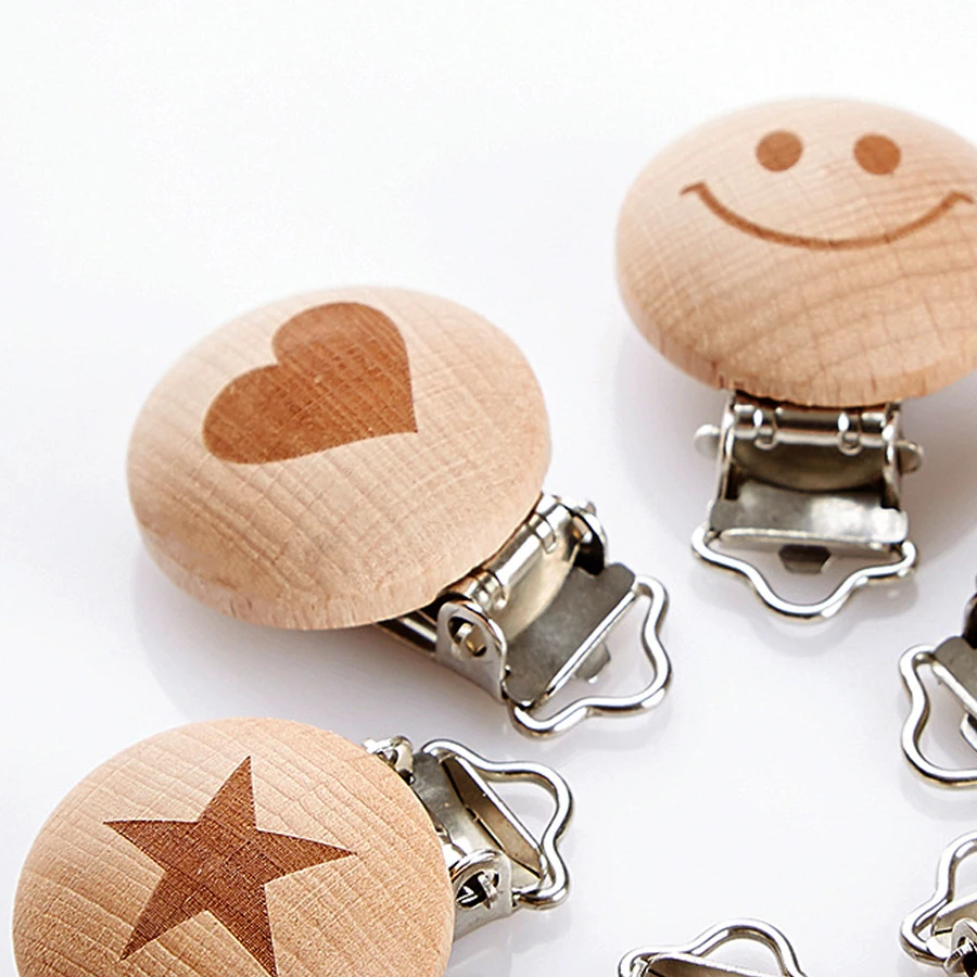 Pacifier Clip Cartoon Engrave Wooden Soother Clip 5pcs Nursing Accessories Diy Dummy Clip Chains Wooden Baby Teether