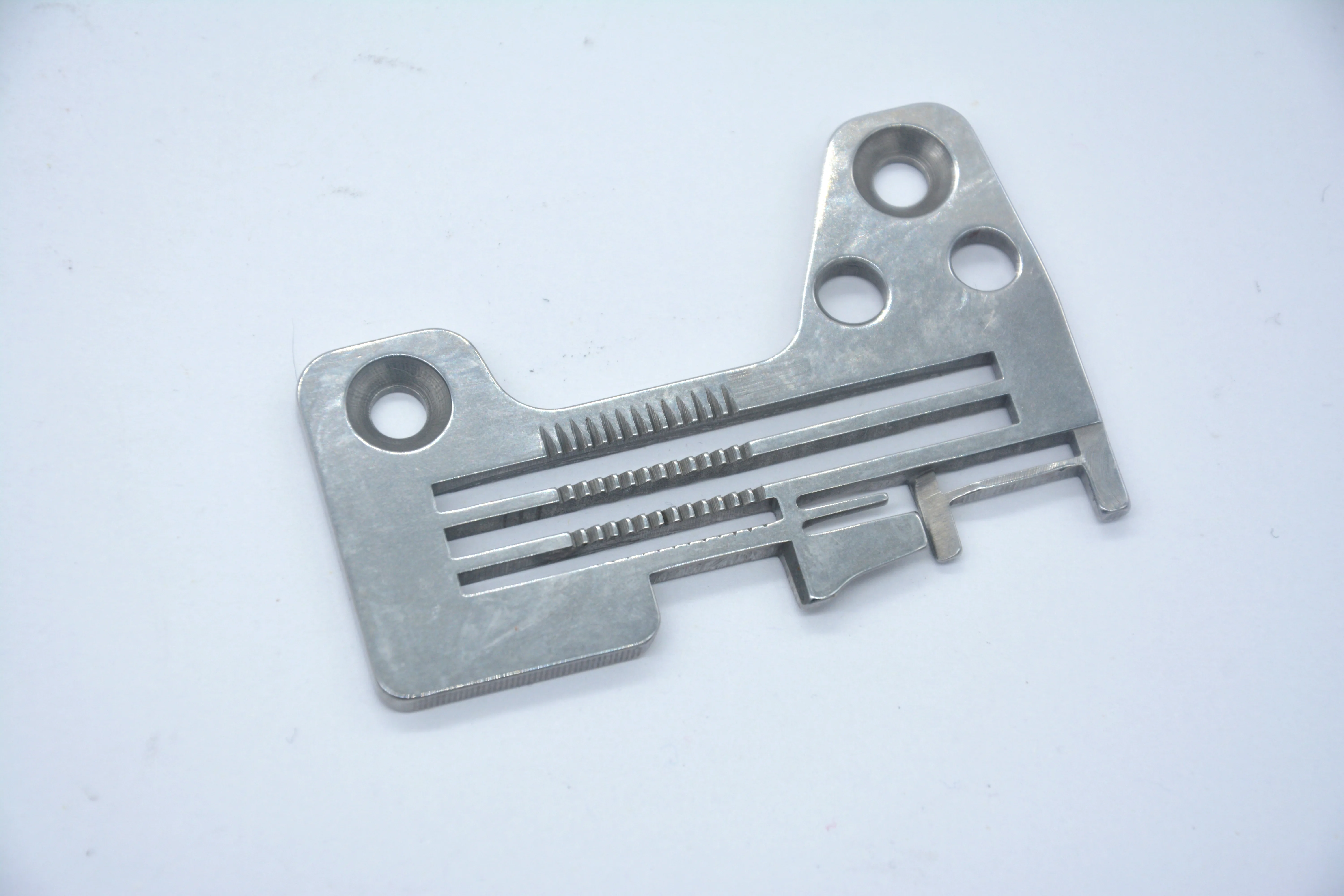 FOR JUKI MO-2514 SEWING MACHINE BF6. Overlock Needle Plate #R4305-H0F-E00