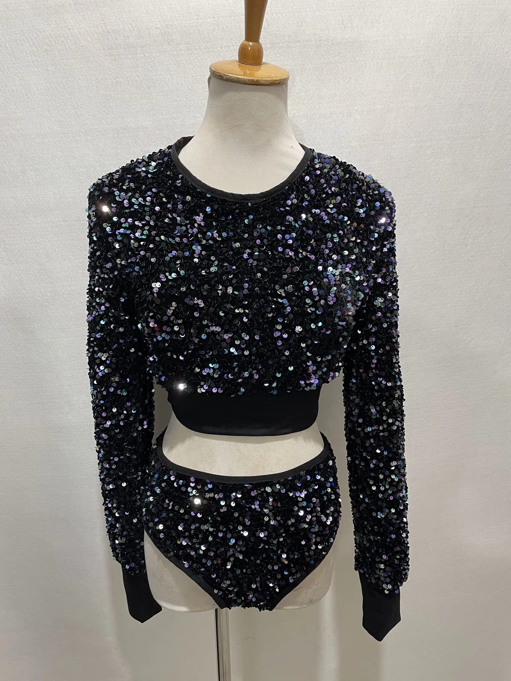 Jazz Dance Costume Red Black Glitter Sequins Tops Shorts Split 2-Piece Set Women DJ Dancer Team Singer Sexy Bar Stage Wear