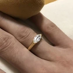 Huitan Gladde Ringen Voor Vrouwen Hoge-Kwaliteit Goud Kleur Wedding Engagement Promise Rings Anniversary Gift Tijdloze Stijl Sieraden