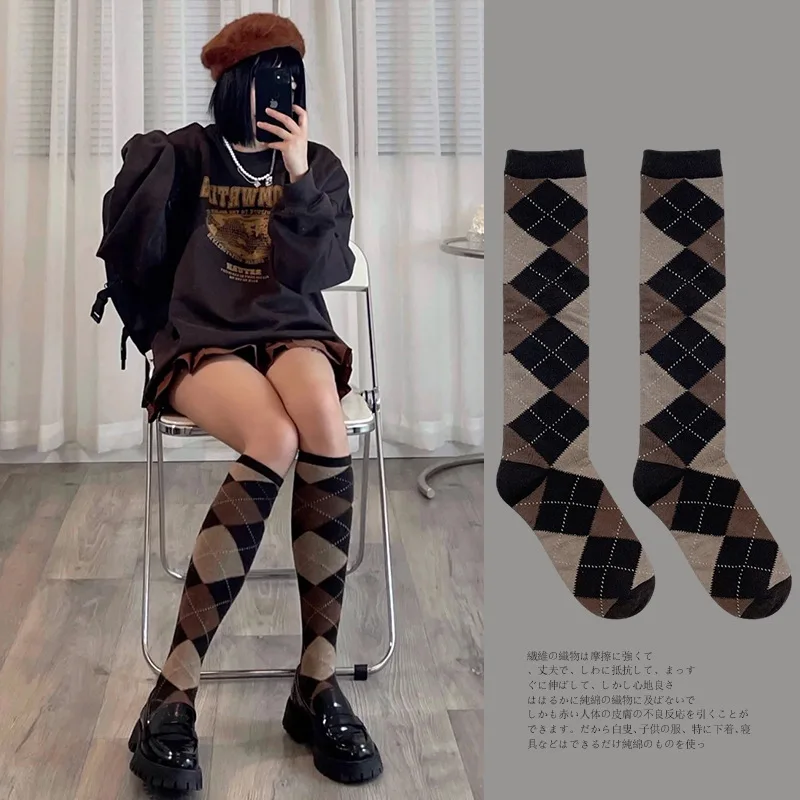 Socks Women\'s Diamond Plaid Pattern Knee Socks Winter Warm Cotton Lolita College Style Christmas Gift Middle Tube Socks