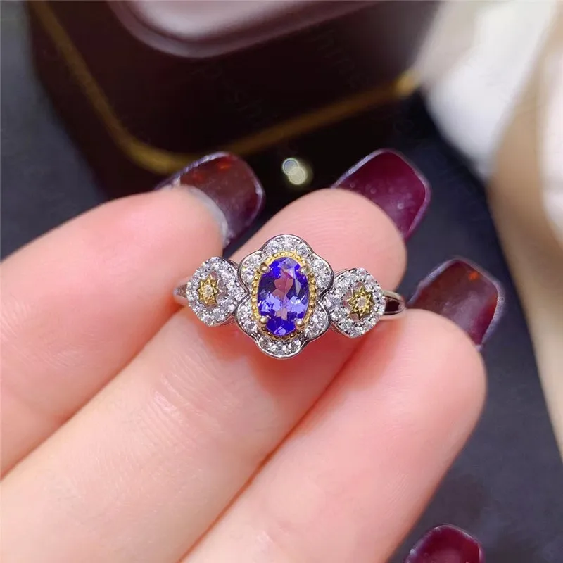 

Natural Tanzanite Ring 925 Silver Two-color Electroplating Process Hollow Carving Luxury Elegant