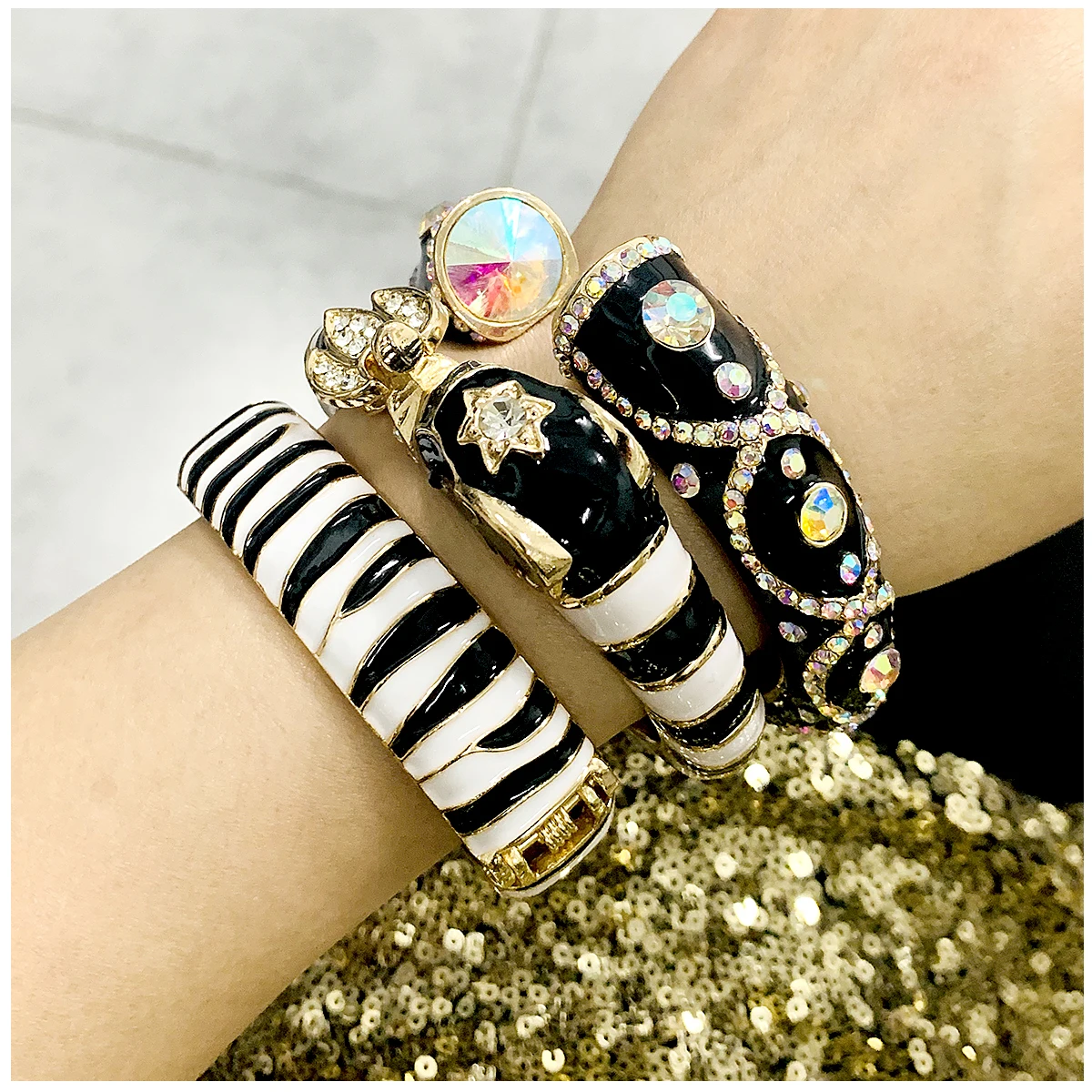 New Animal Style Elephant Statement Bangle Bracelet for Women Inlaid Rhinestone Enamel Cuff Bangle 8 Colors Party Jewelry