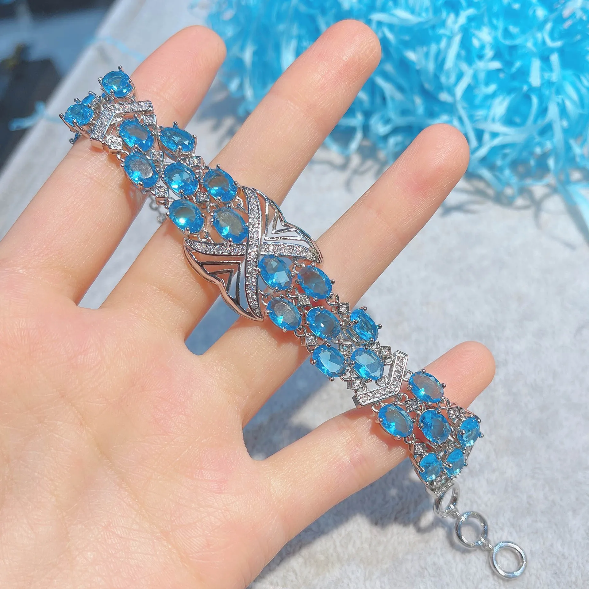 2022 New Fashion Silver Color Bracelets Luxury Sea Blue Simulation Topaz Aquamarine Bracelet Chain For Women Fine Jewelry Gifts