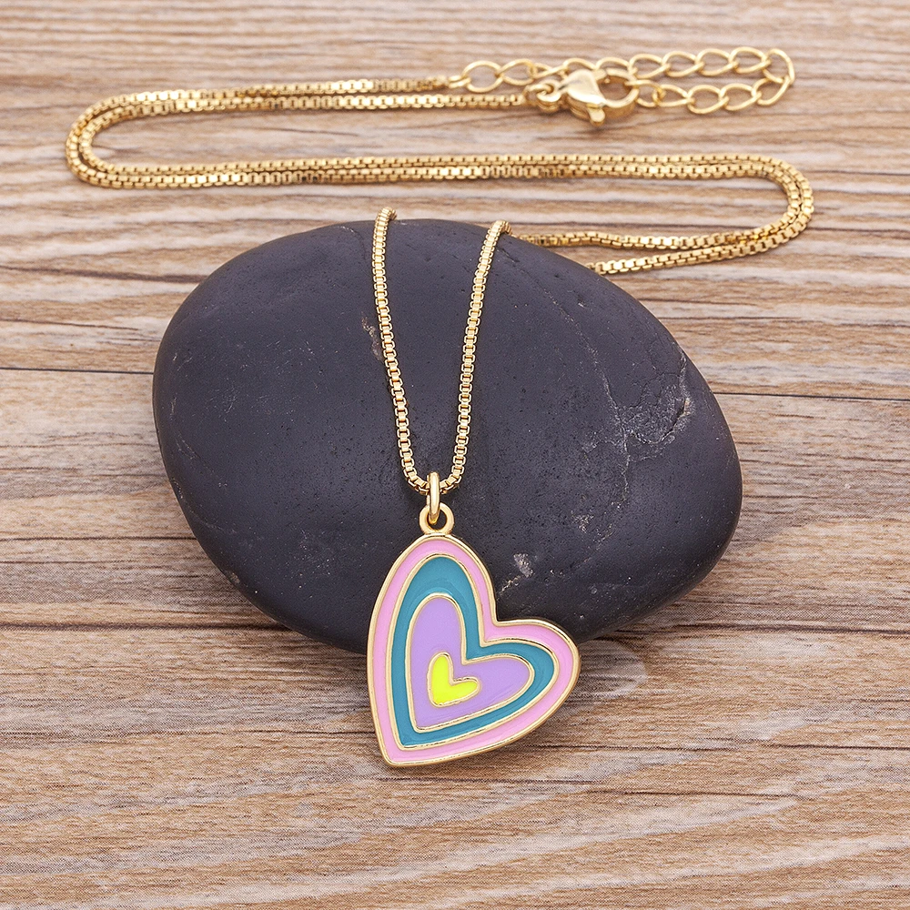 الموضة الملونة المينا القلب سلسلة بدلاية للنساء لطيف لون الحلوى الخوخ القلب قلادة المختنق مجوهرات حفلة هدية بالجملة
