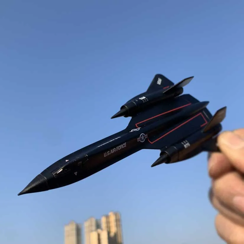 1:200 US Army Blackbird SR-71 Reconnaissance Aircraft Aircraft Model Alloy Aircraft Model Metal Toy Collectible Gift Souvenir