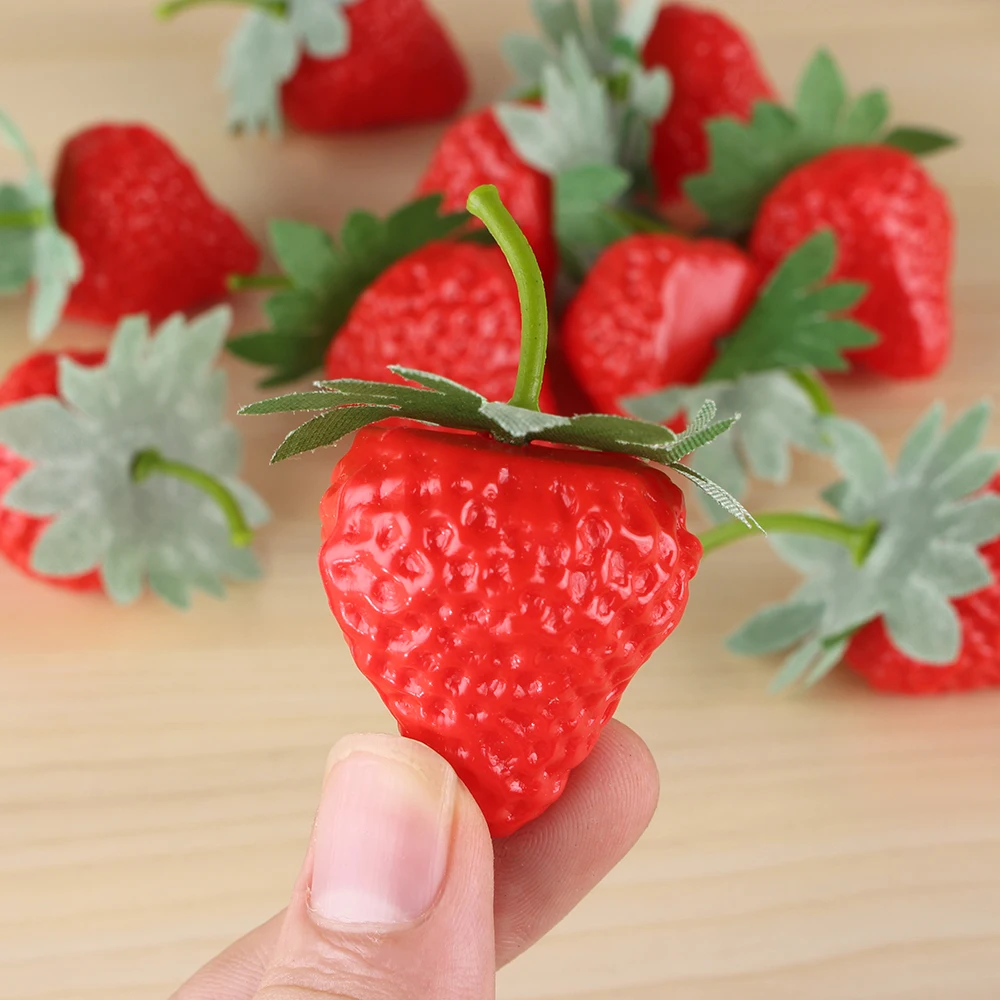 5pcs Artificial Fruit Fake Strawberry Plastic DIY Simulation Strawberry Ornament Craft Photography Props Christmas Home Decor