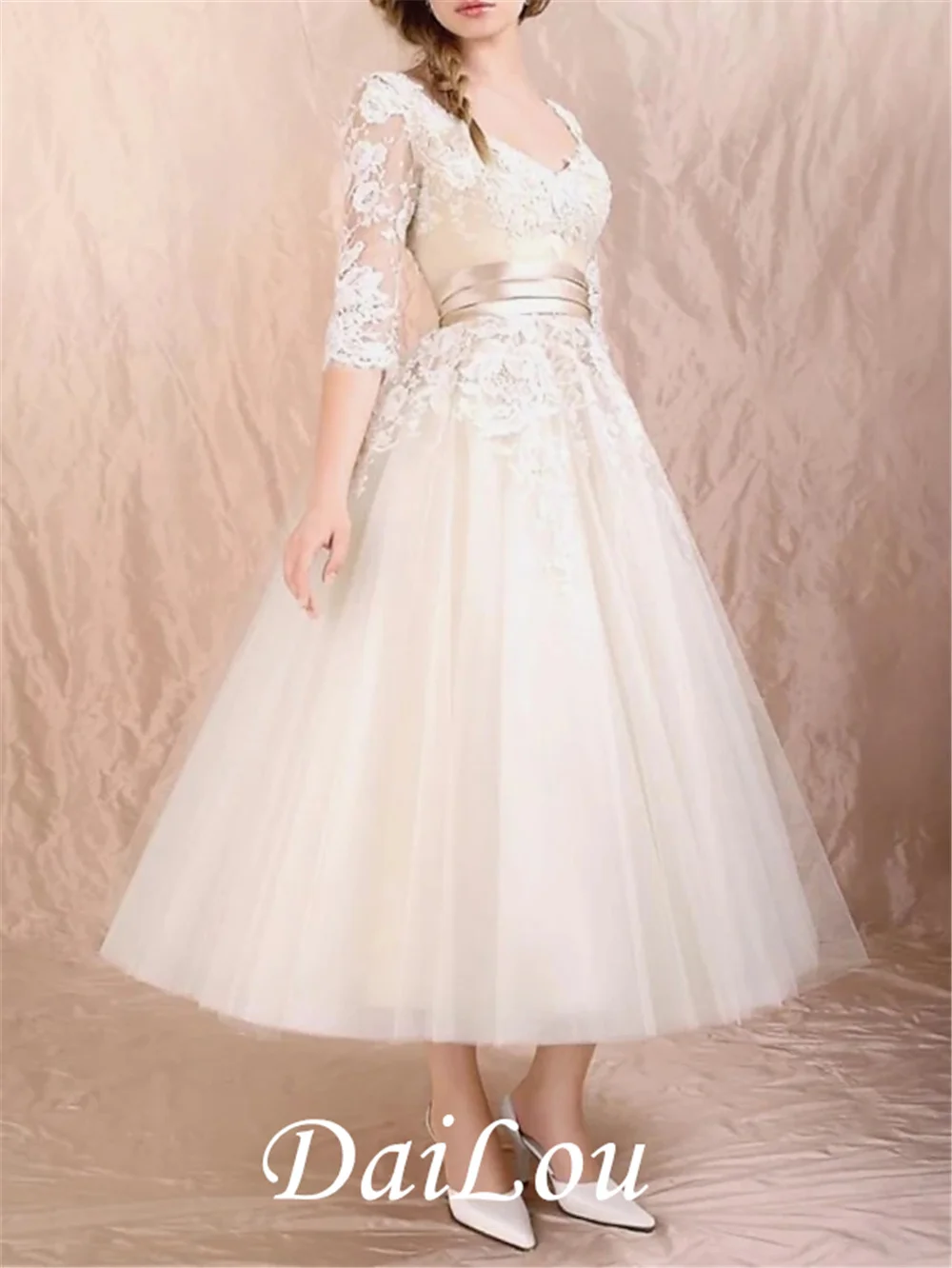 A-Line Elegant Vintage Engagement Prom Dress Scoop Neck Half Sleeve Ankle Length Lace Tulle with Appliques 2021