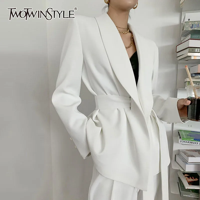 TWOTWINSTYLE elegancki biały Blazer dla kobiet ścięty tunika na długi rękaw skrzydła stałe minimalistyczny Blazers kobieta moda nowa wiosna