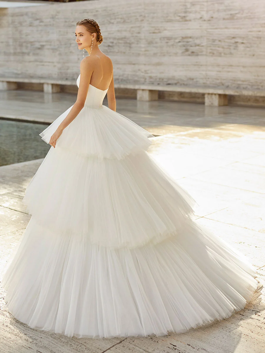 Vestidos De Novia Modesto Eenvoudige Trouwjurken Baljurk Strapless Tulle Tiered Goedkope Boho Trouwjurk Bridal Jurken