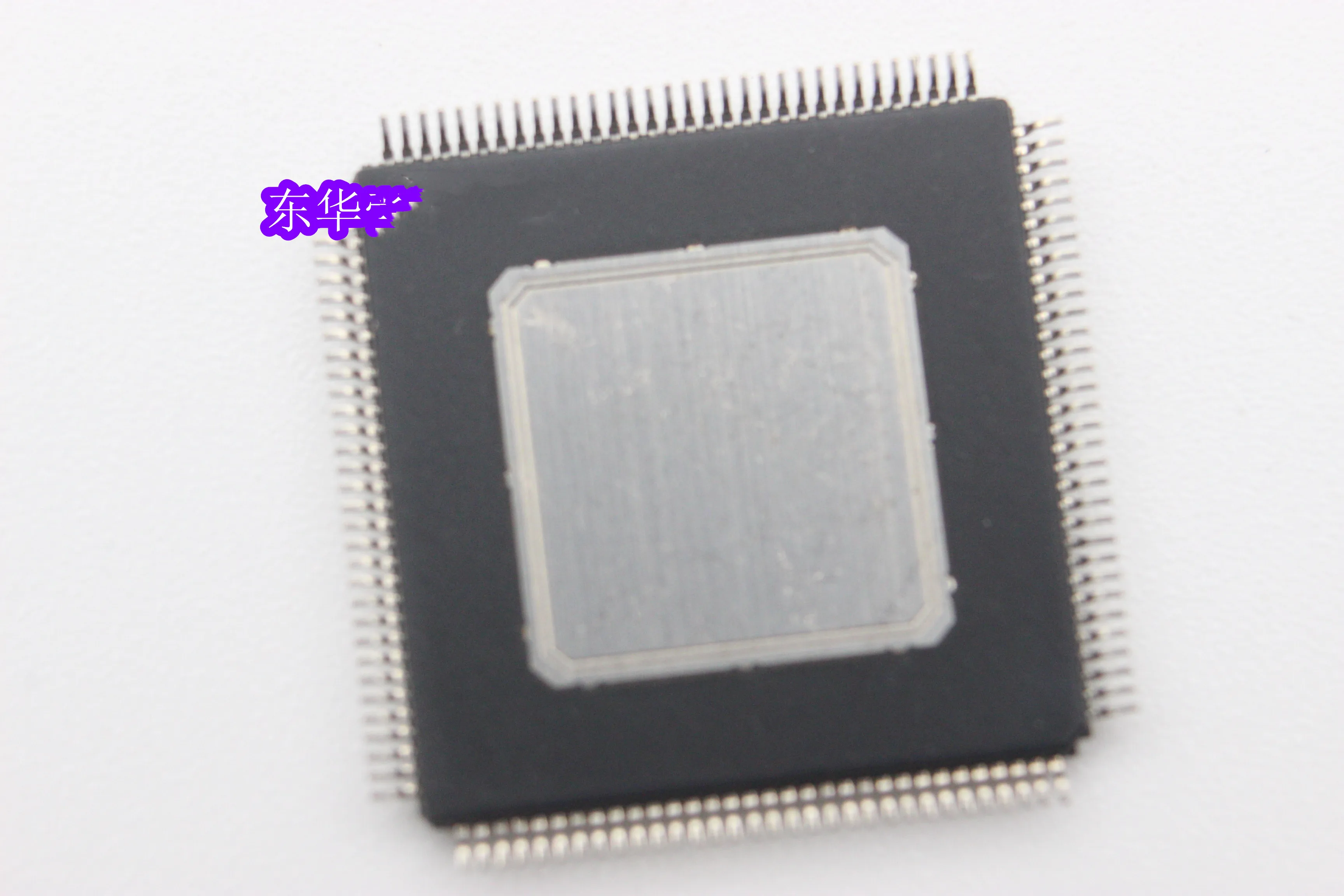 100% Nieuwe 990-9413.1B QFP128 Abs Pomp Computer Ic Chip