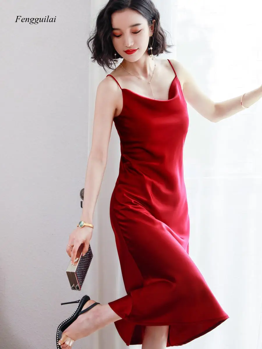 High Quality Sexy Condole Belt Simulation Silk Home Outwear Dress for Women