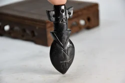 Exquisite Hongshan Culture Meteorite Bow And Arrow Head Ornaments