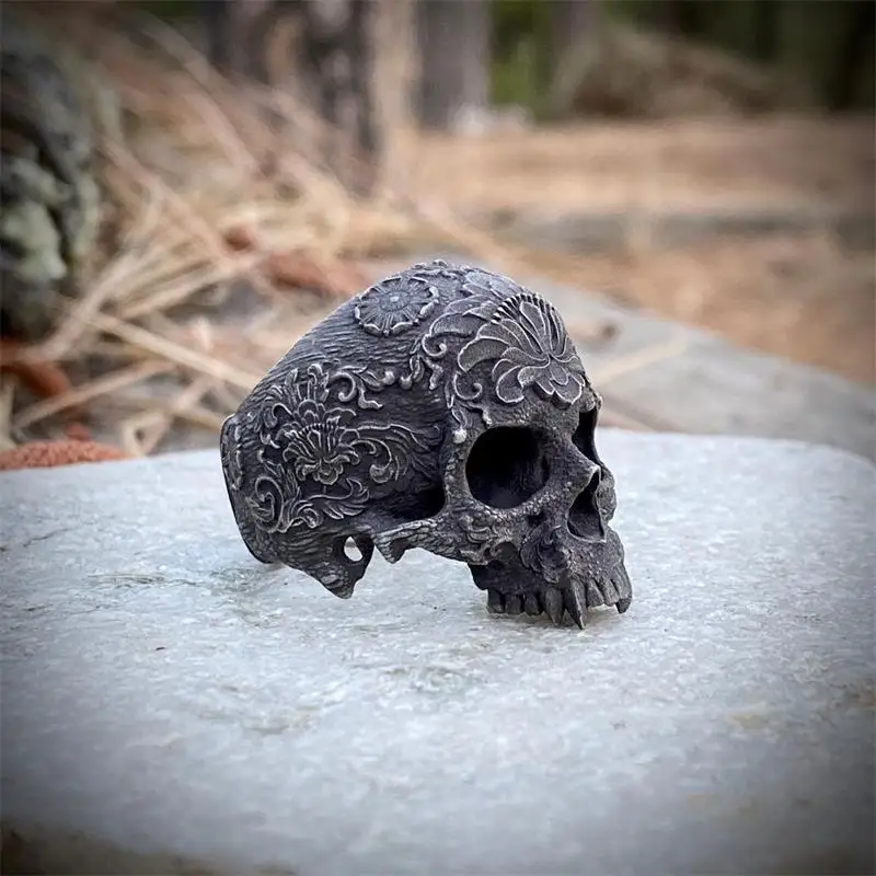 EYHIMD Unique Black Mens Flower Skull Ring 316L Stainless Steel Heavy Rings for Men Male Bijoux Punk Biker Fashion Party Jewelry