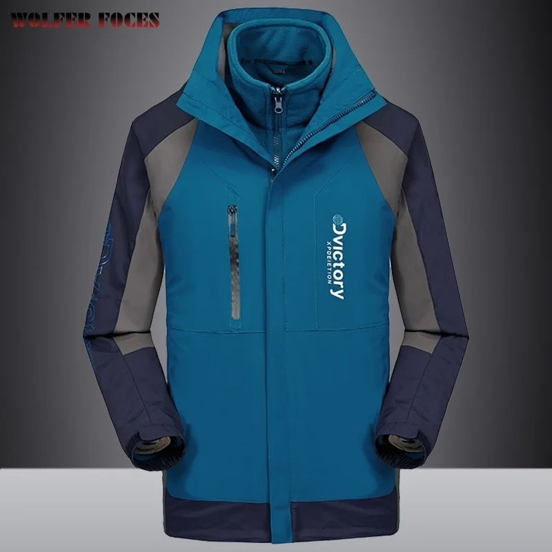 

New Men's Jacket Three-in-one Detachable Travel Mountaineering Suit Outdoor Autumn And Winter Plush Thick Warm Jacket