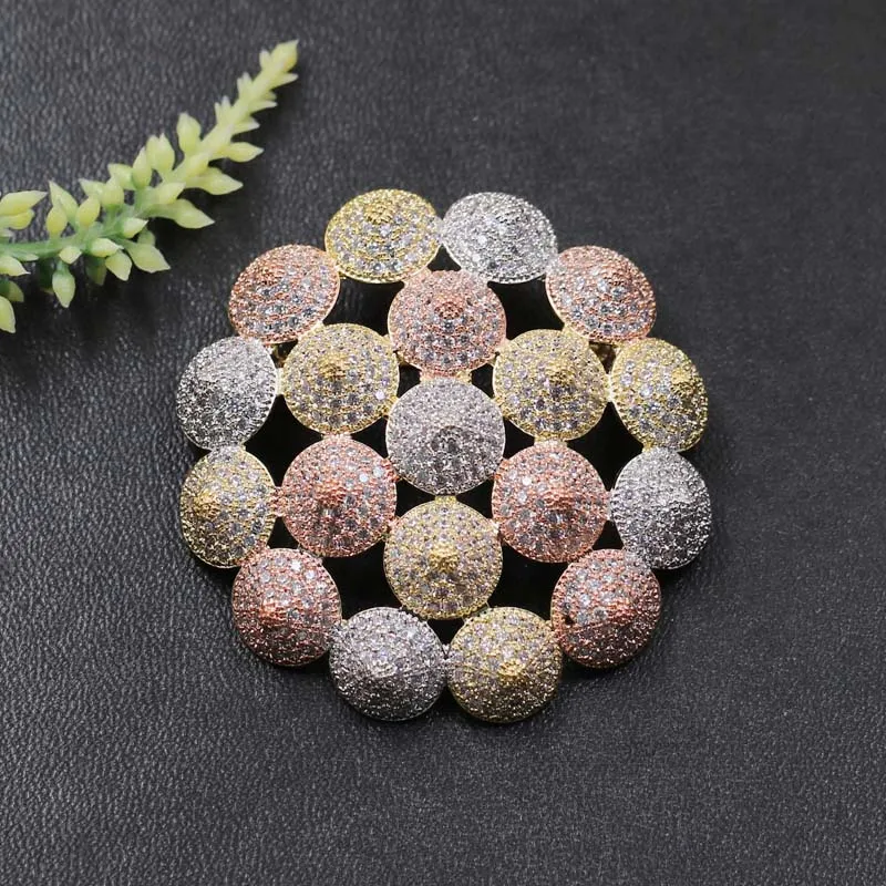 

Vanifin Fashion Jewelry Super Luxury Balls Crowd Full Micro Brooch Pendant Dual Use for Wedding Party Sandblasting Popular Gift