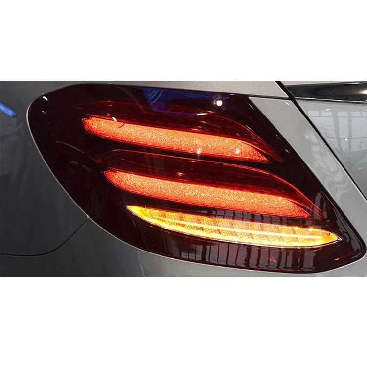 

W213 LED Tail lamp Rear Light for Mercedes E-class Red& Black Smoke 2016 UP forE200 E260 E300 E320