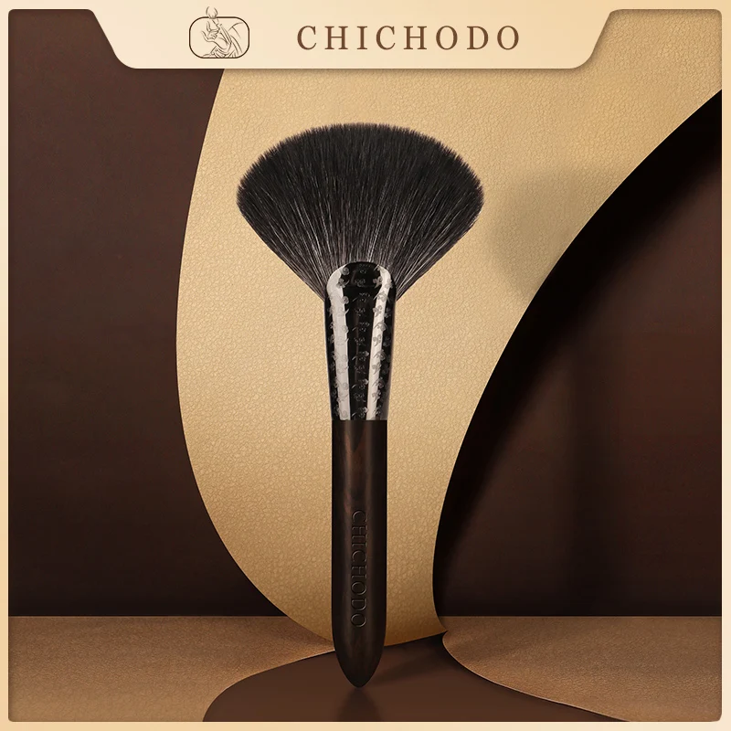 

CHICHODO Makeup Brush-Luxurious Carved Ebony Animal Hair Series-Fox&Gray Rat&Goat Hair Bronzer Brush-make up pen-F150