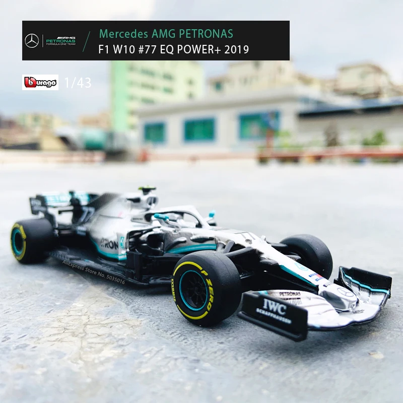 Модель гоночного автомобиля Bburago 1:43 2019 SF90 SF71H SF70H SF16H RB15 RB12 RB13 RB14 W10 F1