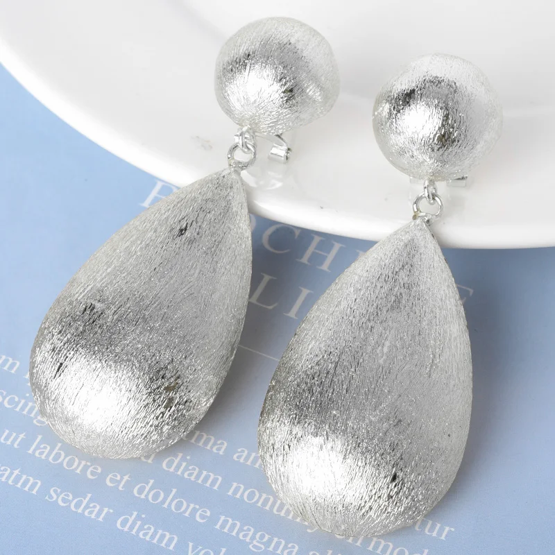 Women's 18K Gold Plated Drop Dangle Earrings, Classic Design