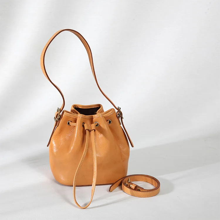 2020 Genuine leather handmade small bucket bag crossbody bags high quality