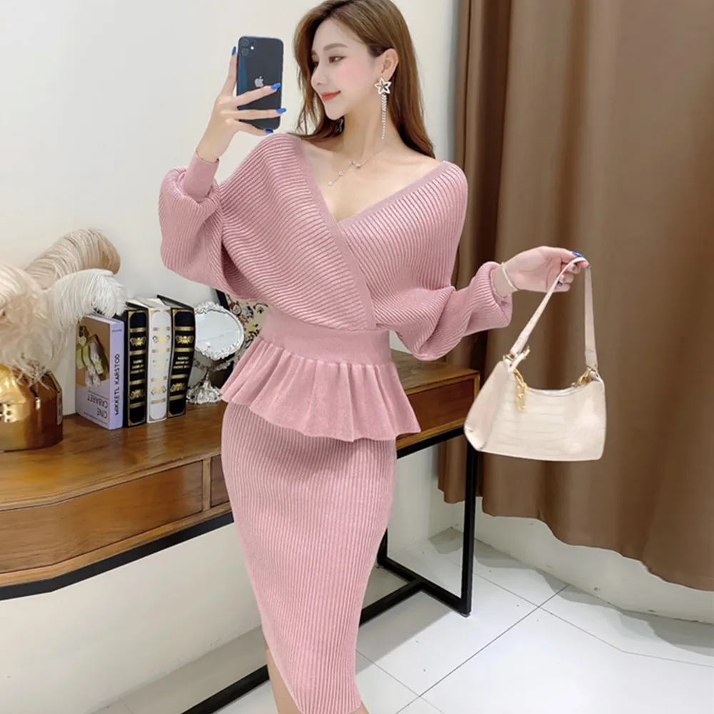 New Winter Bright Silk Knitted Two-Piece Set Women Sexy V Neck Bat-Sleeved  Pullover Sweater and Skinny Skirt Female Suits