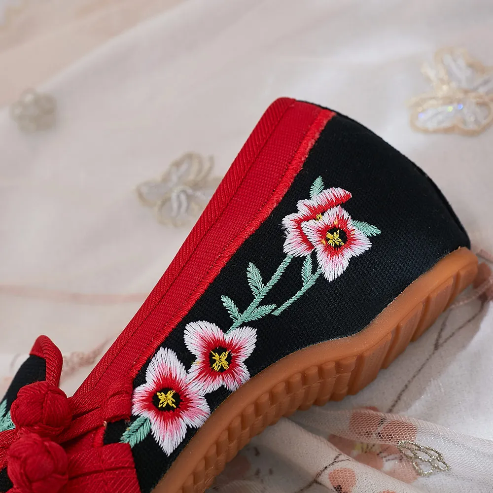 Veowalk Flower Blooming Embroidery Women Cotton Fabric Slip On Flat Shoes Comfortable Slip On Walking Loafers Black Size 42 43