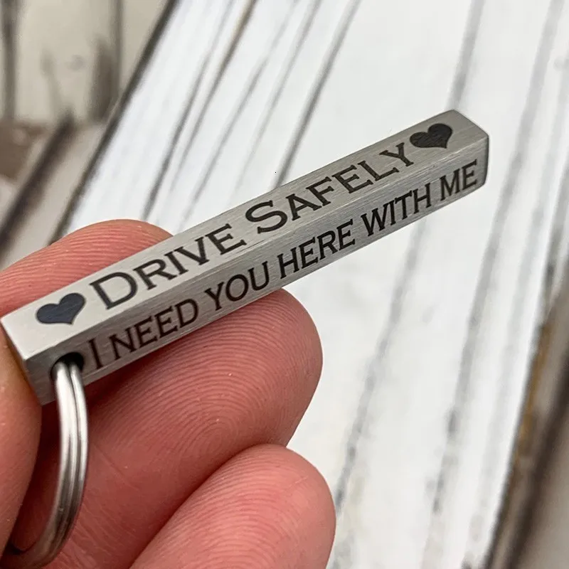 Customied 3D Vertical Bar, Personalized 4 Side Keychain Engraved with Any Name ,Men Women Boyfriend Husband Birthday