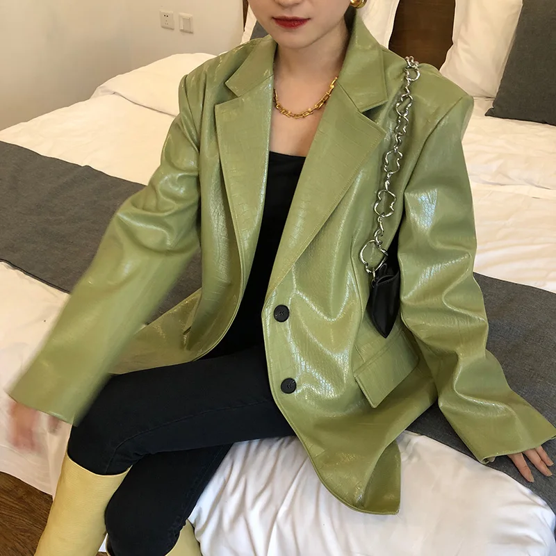 

2023 Spring New Glossy Bright PU Leather Jacket Women Crocodile Pattern Casual Loose Leather Coat Retro Fashion Cool Jacket Y737