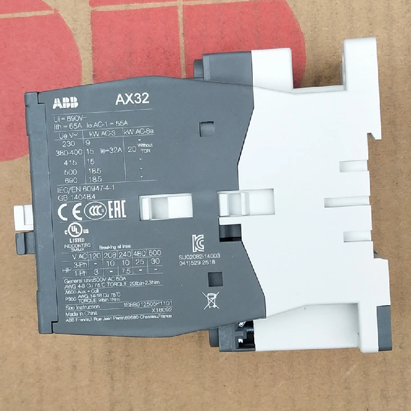 Imagem -03 - Abb 32a 3p ac Contator Ax323010 Ax32-3001 Tensão da Bobina Ac220v Ac110v Ac24v Ac380v