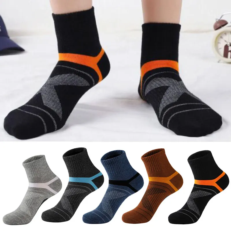 Men\'s Socks Sports Elite Socks Striped Cotton Socks Compression Socks Male Sports Socks Adult Training Basketball Socks Running