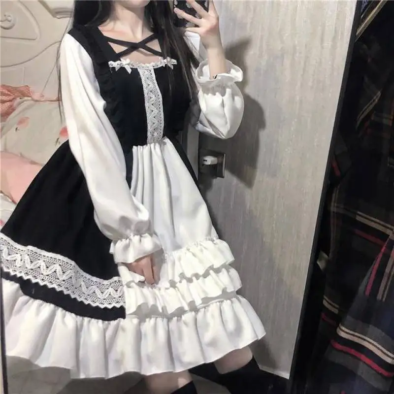 Śliczne damskie Lolita OP sukienka falbany koronki wykończenia w japońskim stylu Harajuku długie rękawy sukienka dla lalek wróżka Vestidos