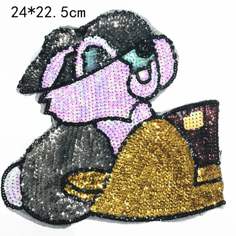 1Pcs Cartoon Decorative Patch Pug Dog Bulldog Golden Sequins Icon Embroidered Applique Patches For Couples DIY Iron On Badges