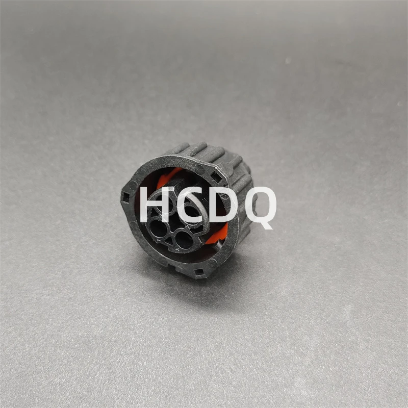 

10 PCS Original and genuine 1-967325-1 automobile connector plug housing supplied from stock