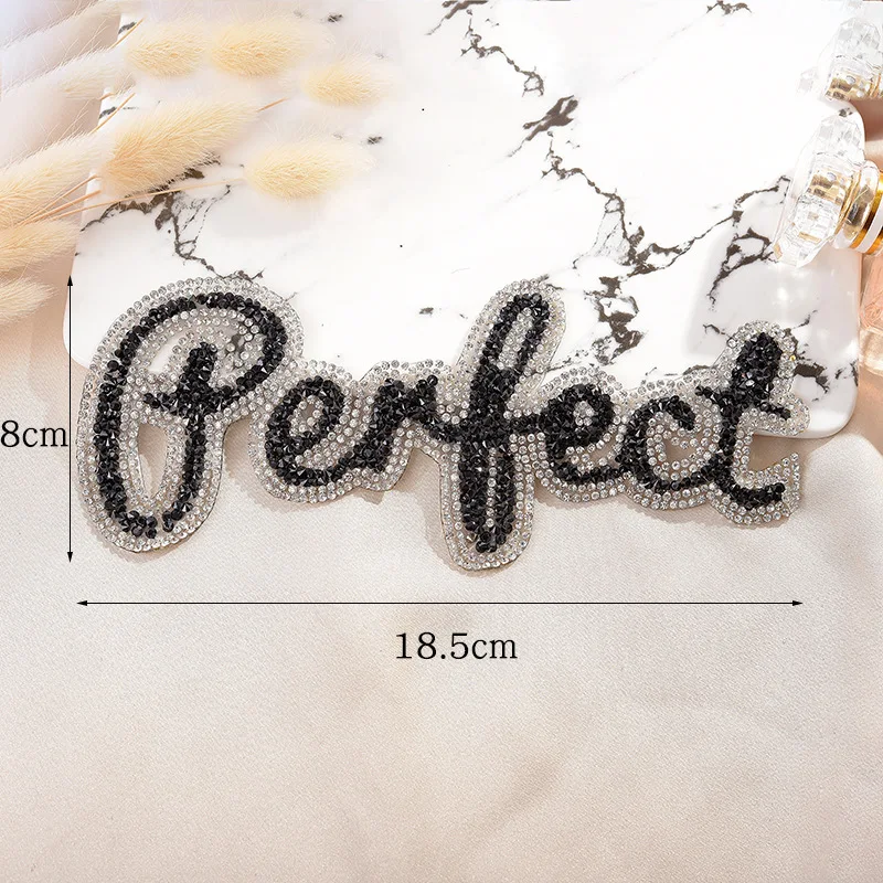 18x8cm Rhinestone idealne list łatki na odzież naprasowanki na ubrania T-shirt zroszony aplikacje paski odznaka otwór naprawy Diy