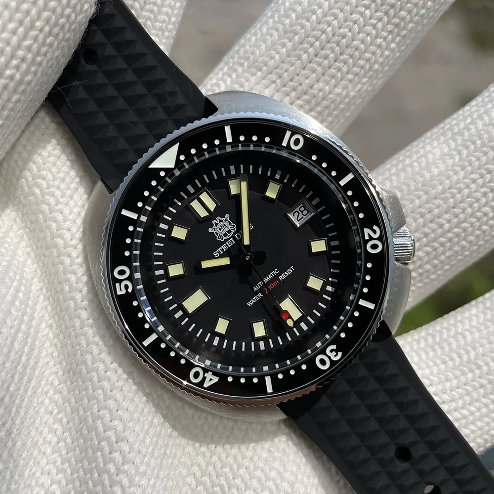 Steeldive SD1970 witte datum achtergrond 200M waterdicht AR-coating saffierglas NH35 6105 schildpad automatisch duikhorloge