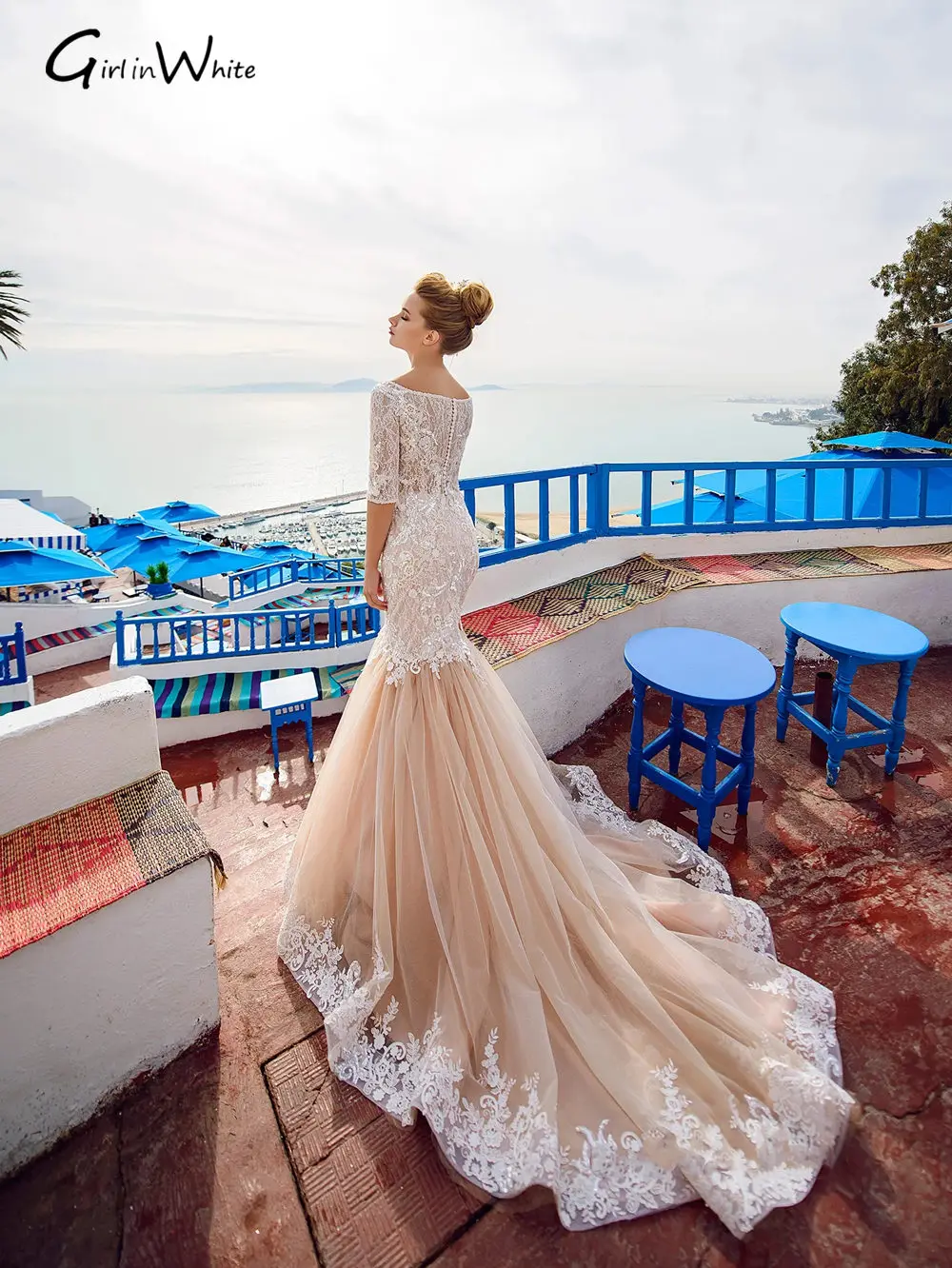 Vestido de novia de lujo con Apliques de encaje y lentejuelas, traje de boda de tul de sirena con cuello redondo, Media manga, botones en la espalda, 2021