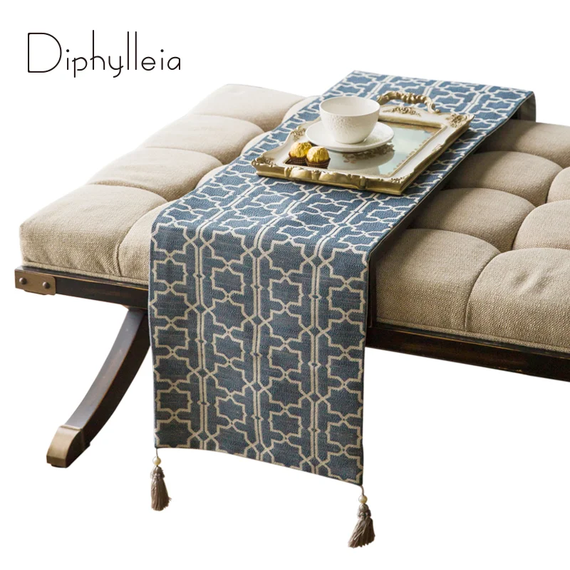 

Diphylleia Chic Table Runner With Tassels Fashion Design New Collection Modest Luxury Dining Mats Rectangle Table Setting Decor