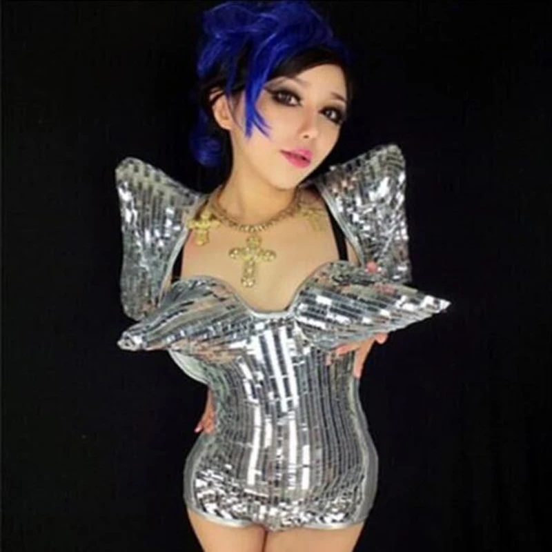 

Sparkly silver costume Girl Nightclub female singer DJ bar pointed chest 2 piece shrug shimmering sequins costume set